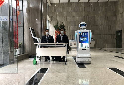 助力打赢新型肺炎阻击战，小笨智能机器人能做什么